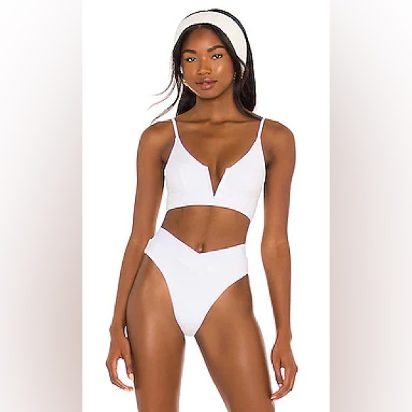 L*SPACE REVOLVE NWT SIREN BIKINI TOP - Picture 2 of 6